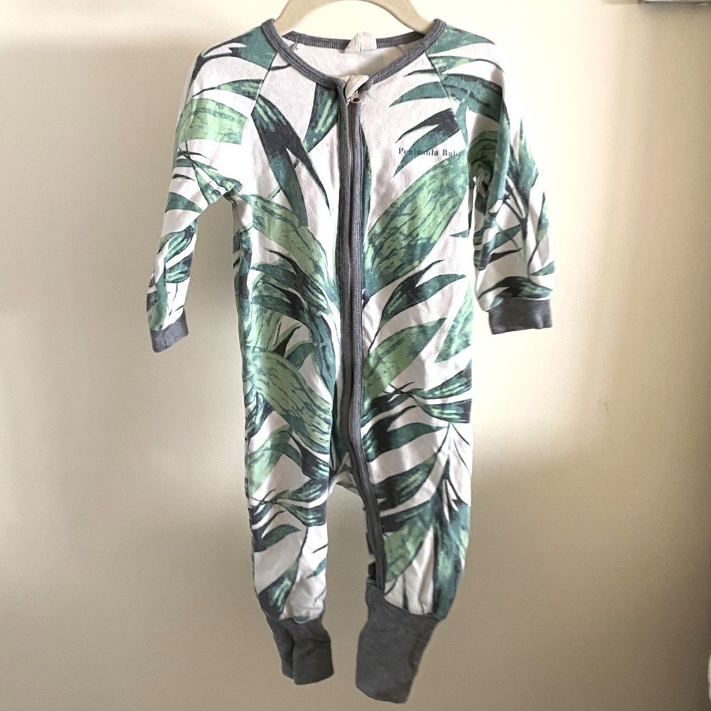 Peninsula Baby Size 90 Onesie Zipup